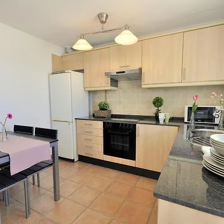 Bungalow 80-b 2 Minutes To The Beach