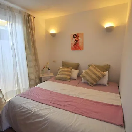 Bungalow 80-b 2 Minutes To The Beach * Tias